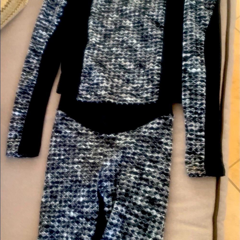 Nike Pro Hyperwarm Pullover & Pants Size XS